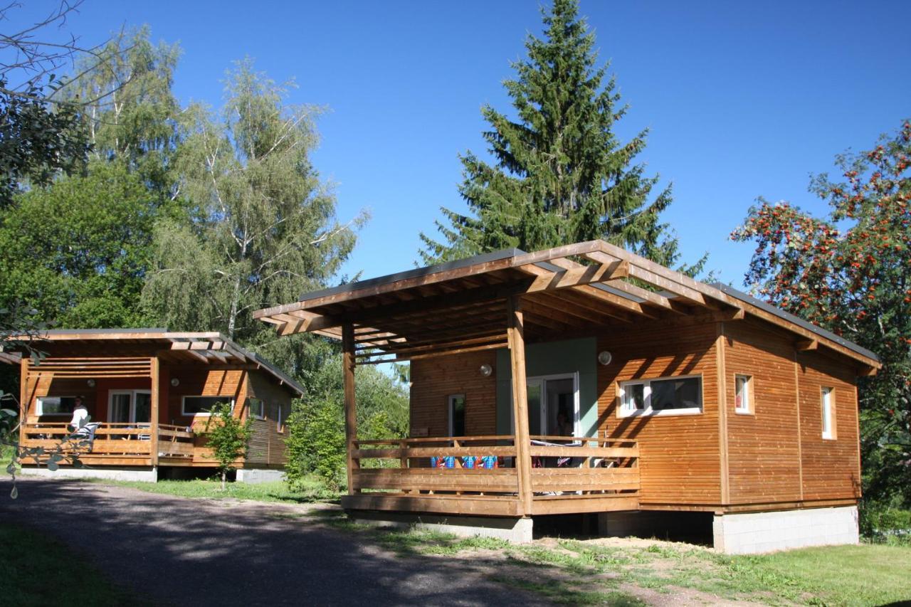 Camping Les Vernieres La Bourboule Sancy 外观 照片