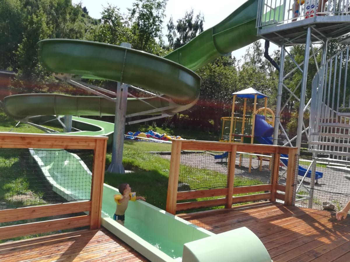 Camping Les Vernieres La Bourboule Sancy 外观 照片